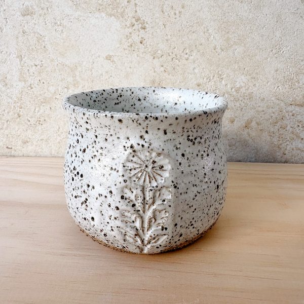 Daisy Mug in Paperbark