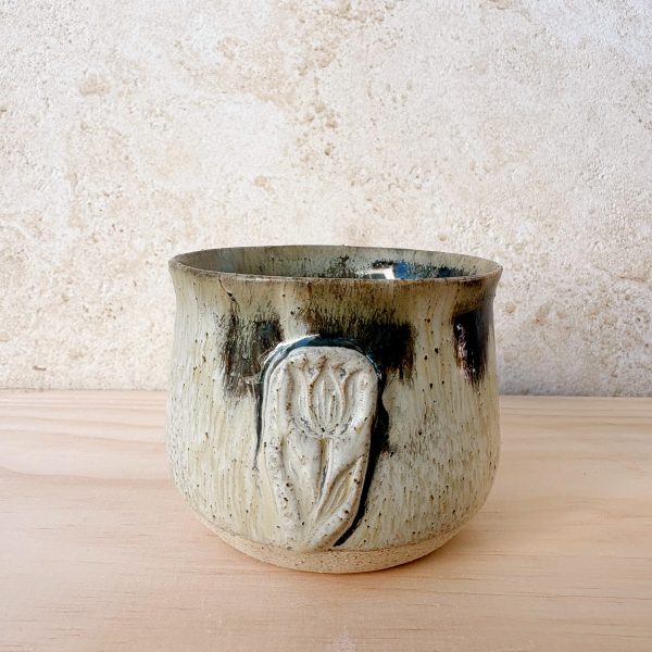 Tulip Mug in Smoke Stone
