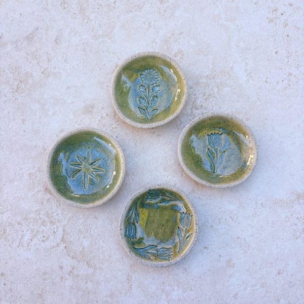 Salt Dish in Seagrass